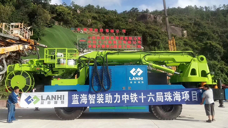 藍(lán)海智裝拱架臺車助力珠海市政項(xiàng)目大橫琴山隧道建設(shè)